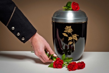 Urna z kwiatami - Krematorium Klepsydra